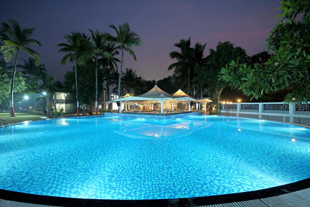 Gold Beach Villa Daman Exteriér fotografie